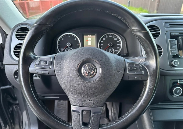 Volkswagen Tiguan cena 45900 przebieg: 189142, rok produkcji 2012 z Zwoleń małe 154